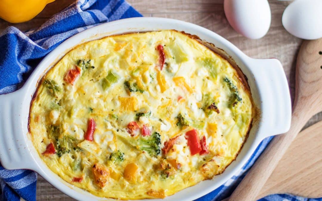 quiche de brócoli y queso con verduras