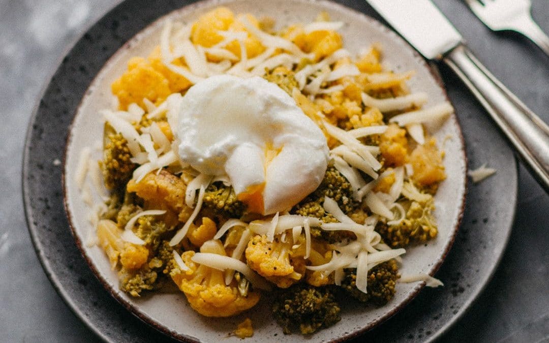 Verduras y queso con vinagreta de azafrán